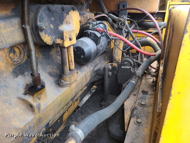 image for item DI6198 1980 John Deere 690B  excavator