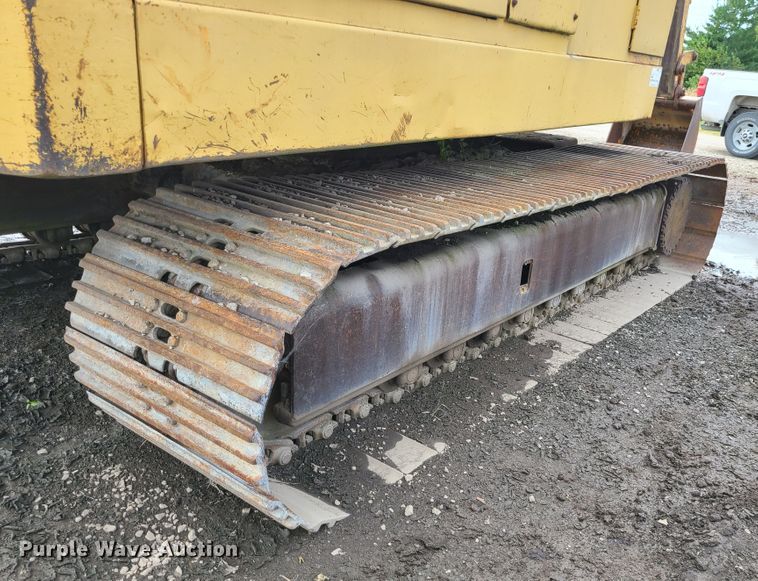 image for item DI6198 1980 John Deere 690B  excavator