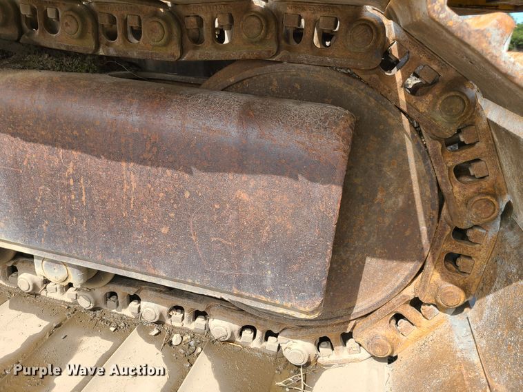 image for item DI6198 1980 John Deere 690B  excavator