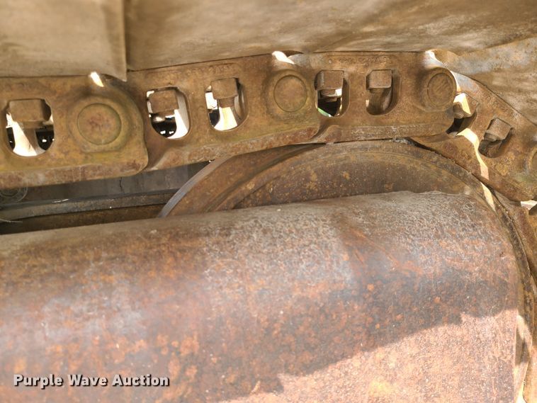 image for item DI6198 1980 John Deere 690B  excavator