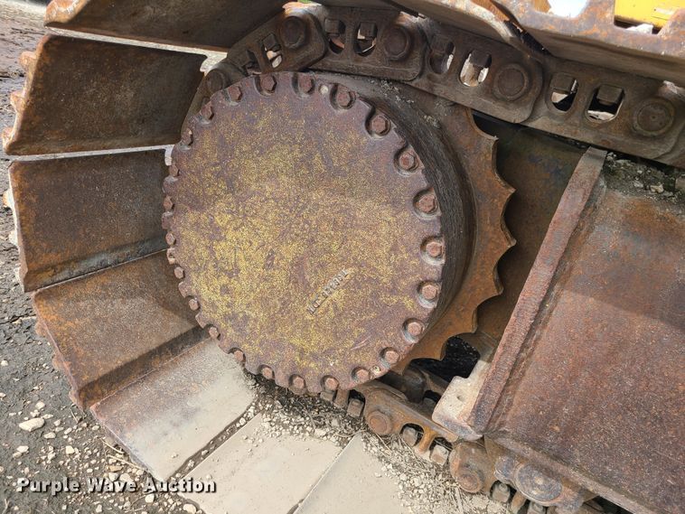 image for item DI6198 1980 John Deere 690B  excavator