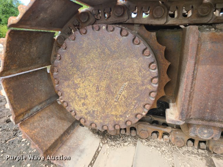 image for item DI6198 1980 John Deere 690B  excavator