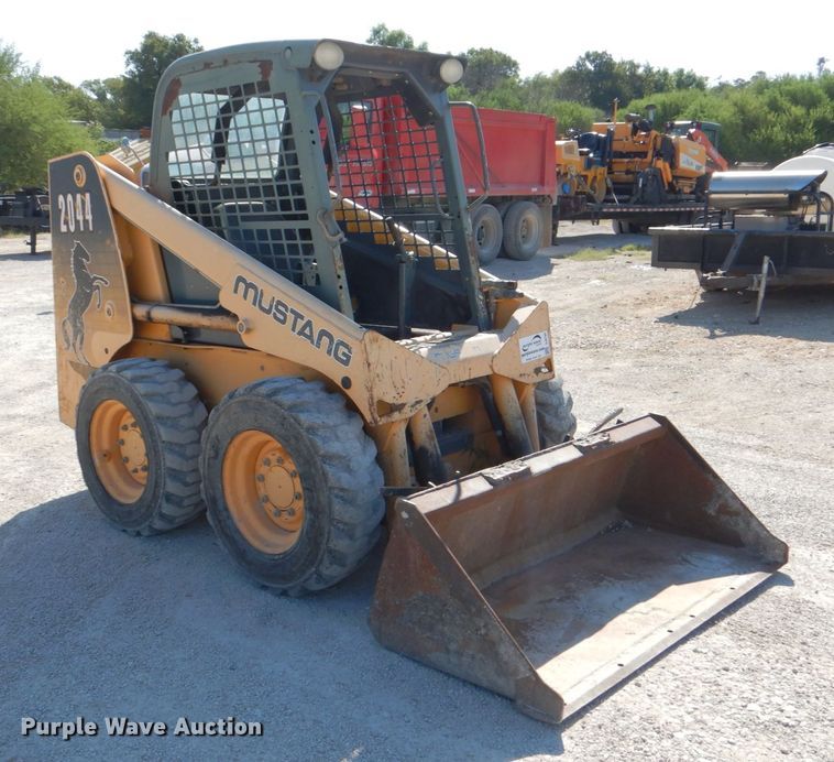 image for item DJ0788 2008 Mustang 2044  skid steer loader