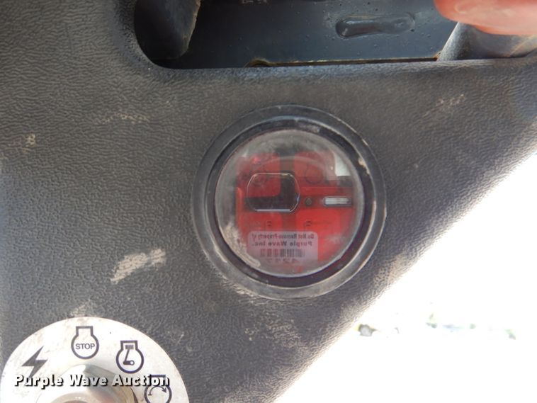 image for item DJ0788 2008 Mustang 2044  skid steer loader