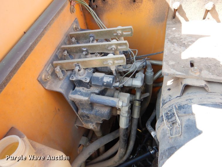 image for item DJ0788 2008 Mustang 2044  skid steer loader