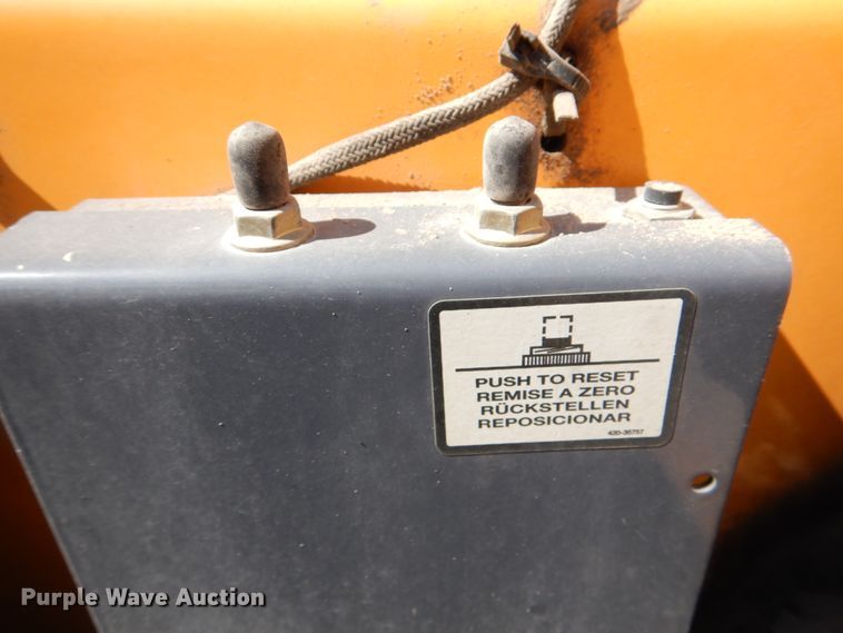 image for item DJ0788 2008 Mustang 2044  skid steer loader