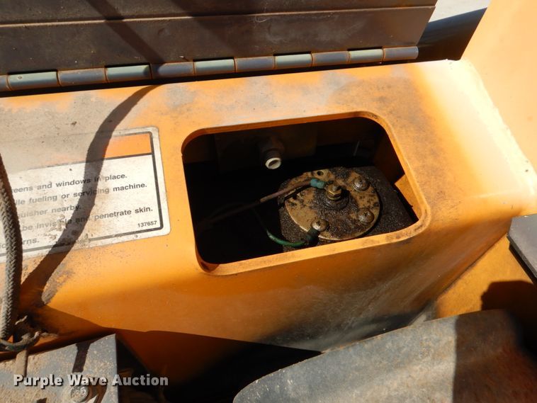 image for item DJ0788 2008 Mustang 2044  skid steer loader