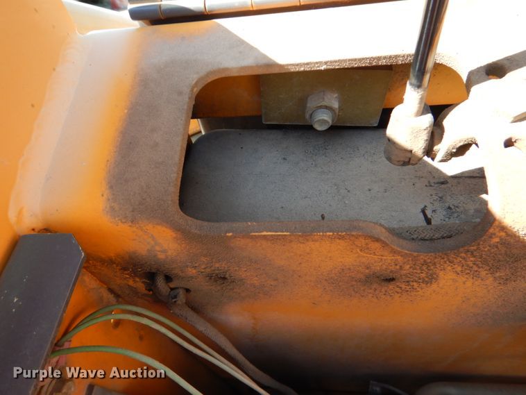 image for item DJ0788 2008 Mustang 2044  skid steer loader