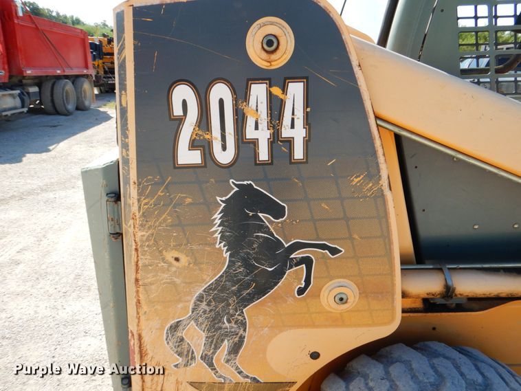 image for item DJ0788 2008 Mustang 2044  skid steer loader