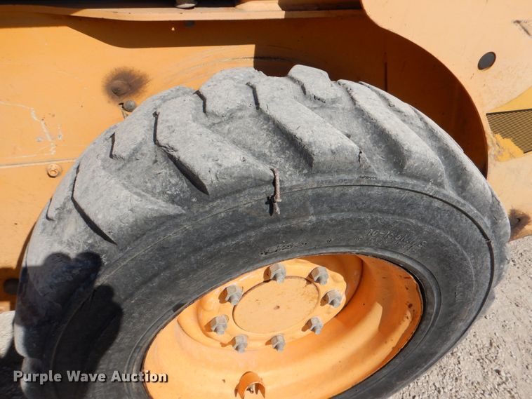 image for item DJ0788 2008 Mustang 2044  skid steer loader