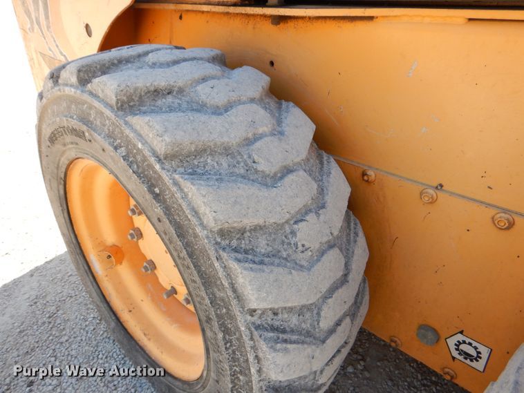 image for item DJ0788 2008 Mustang 2044  skid steer loader