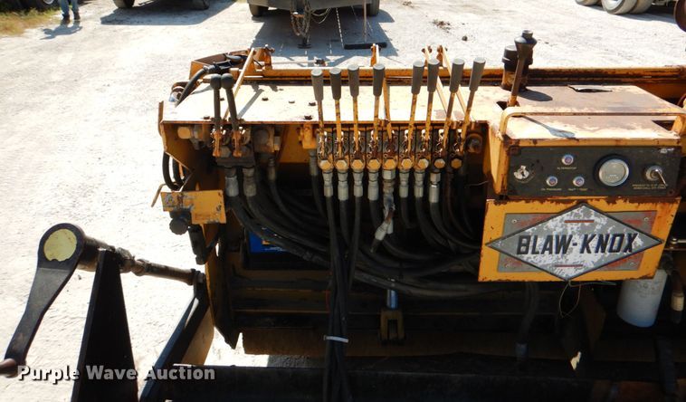 image for item DJ0790 Blaw-Knox M45OD-01-145  paver