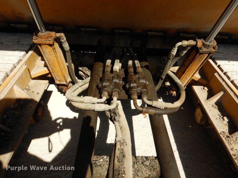 image for item DJ0790 Blaw-Knox M45OD-01-145  paver