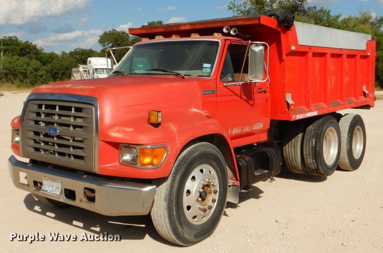 image for item DJ0792 1996 Ford F800  dump truck