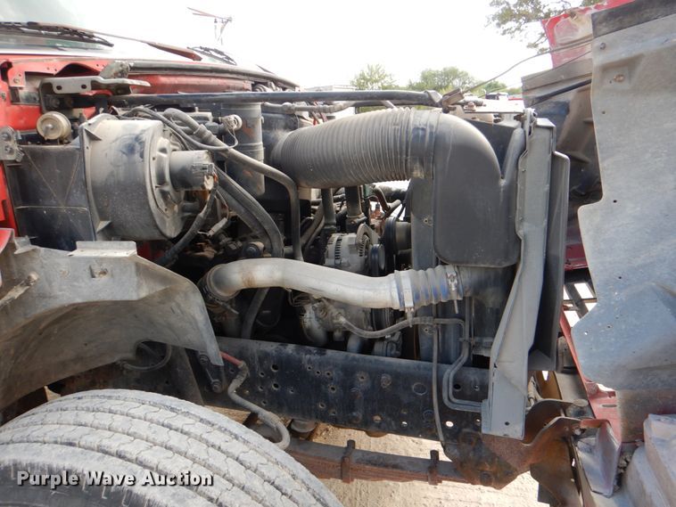 image for item DJ0792 1996 Ford F800  dump truck