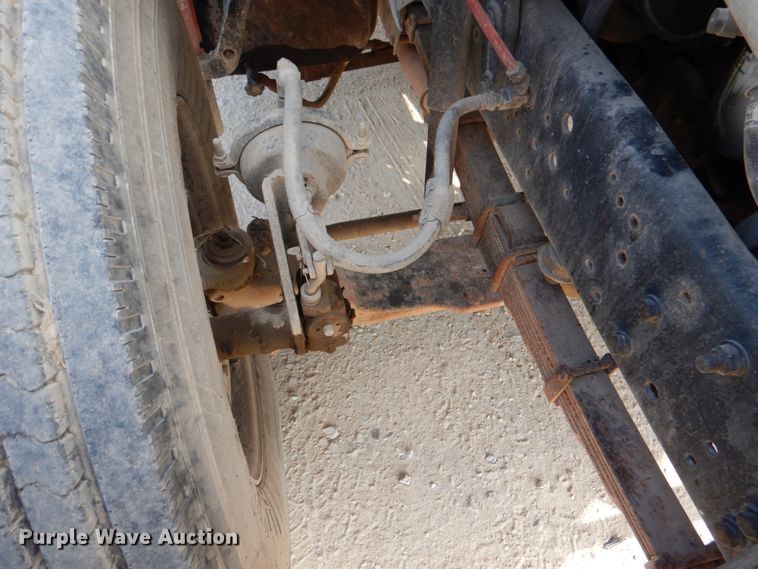 image for item DJ0792 1996 Ford F800  dump truck