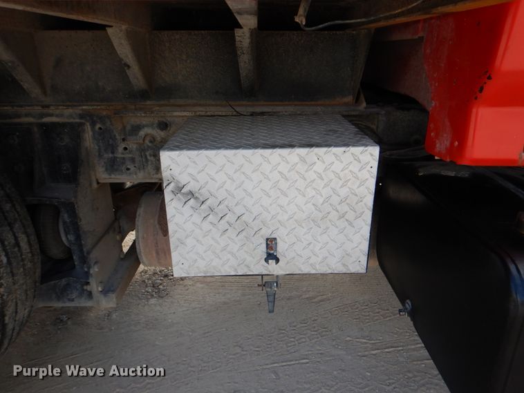 image for item DJ0792 1996 Ford F800  dump truck