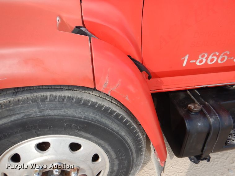 image for item DJ0792 1996 Ford F800  dump truck