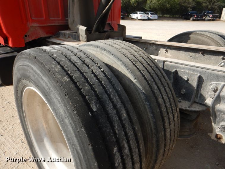 image for item DJ0792 1996 Ford F800  dump truck