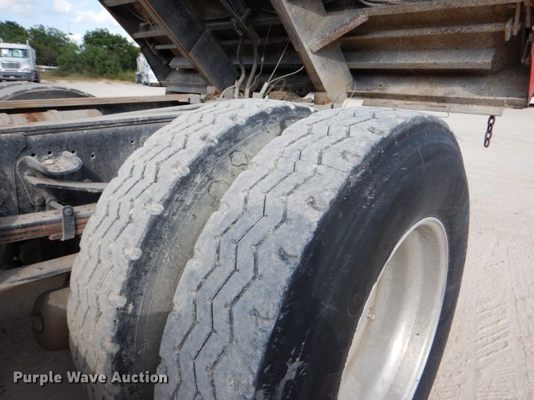 image for item DJ0792 1996 Ford F800  dump truck