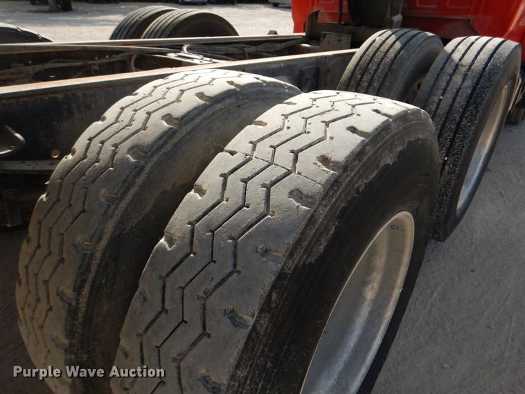 image for item DJ0792 1996 Ford F800  dump truck