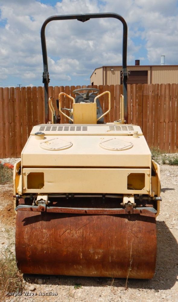 image for item DJ0793 1999 Wacker RD25  double drum roller