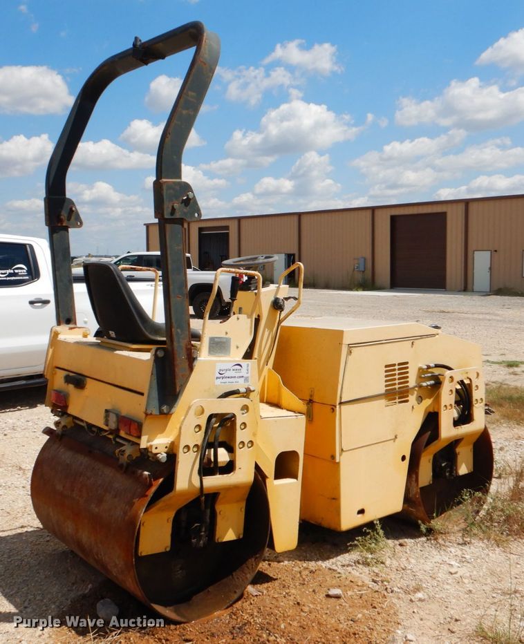 image for item DJ0793 1999 Wacker RD25  double drum roller