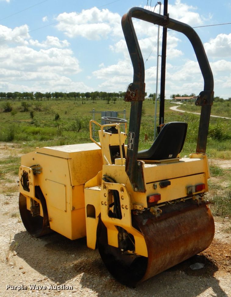 image for item DJ0793 1999 Wacker RD25  double drum roller