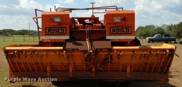 image for item DJ0795 1996 Rosco SPRHH  chip spreader