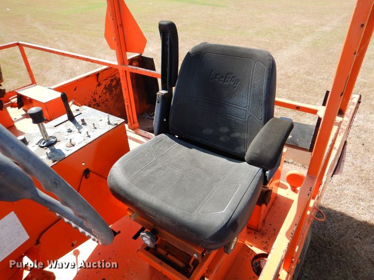 image for item DJ0795 1996 Rosco SPRHH  chip spreader