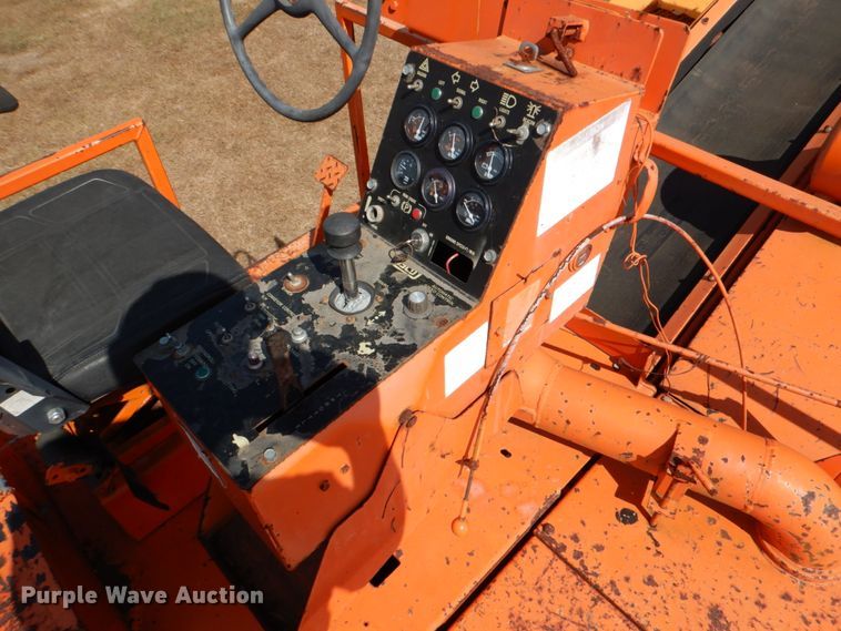 image for item DJ0795 1996 Rosco SPRHH  chip spreader