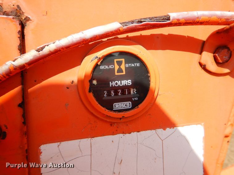 image for item DJ0795 1996 Rosco SPRHH  chip spreader