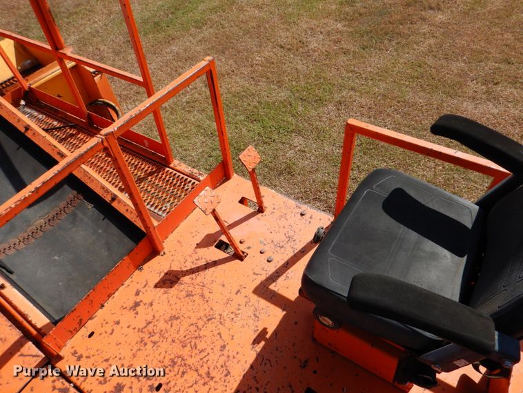 image for item DJ0795 1996 Rosco SPRHH  chip spreader