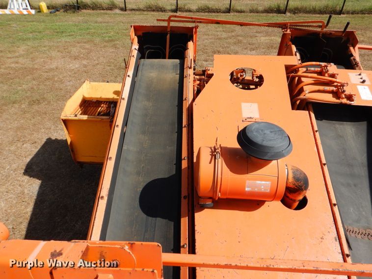 image for item DJ0795 1996 Rosco SPRHH  chip spreader