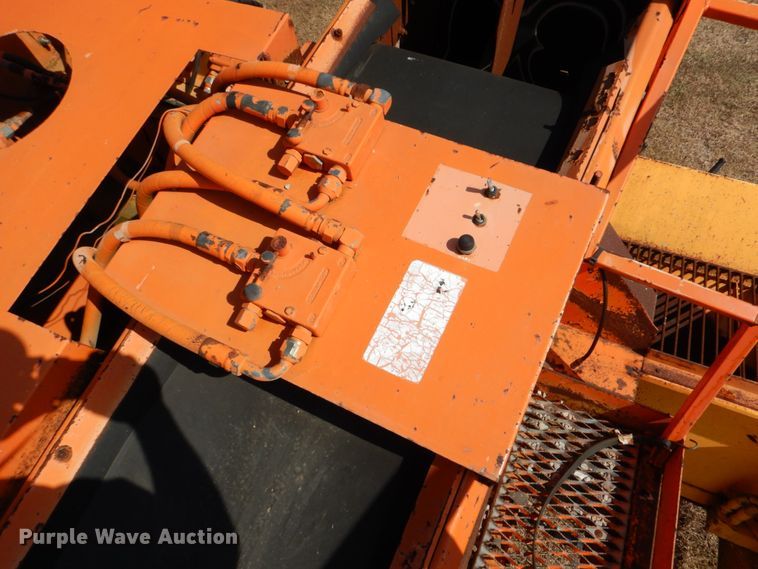 image for item DJ0795 1996 Rosco SPRHH  chip spreader