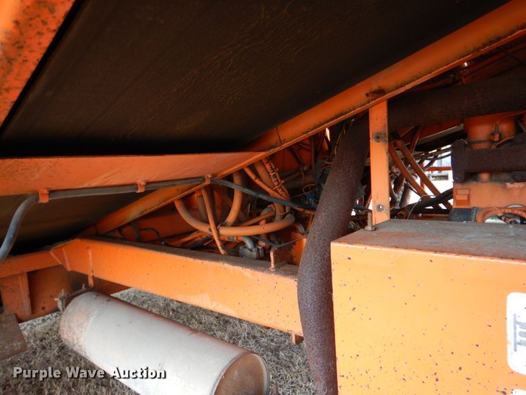 image for item DJ0795 1996 Rosco SPRHH  chip spreader