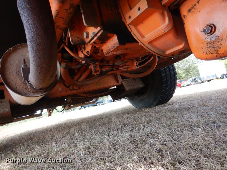 image for item DJ0795 1996 Rosco SPRHH  chip spreader