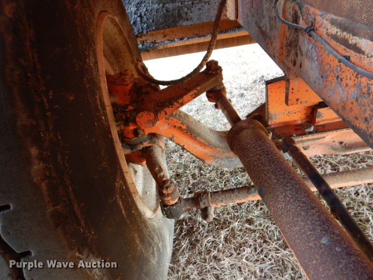 image for item DJ0795 1996 Rosco SPRHH  chip spreader