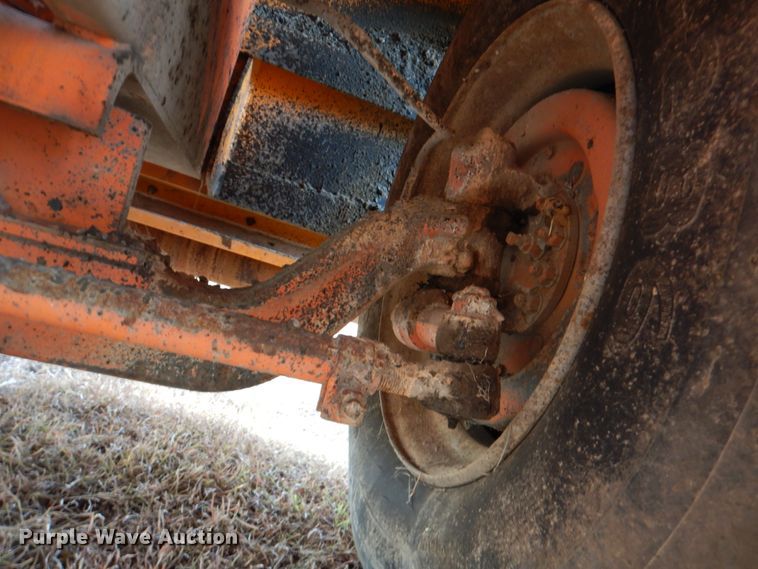 image for item DJ0795 1996 Rosco SPRHH  chip spreader