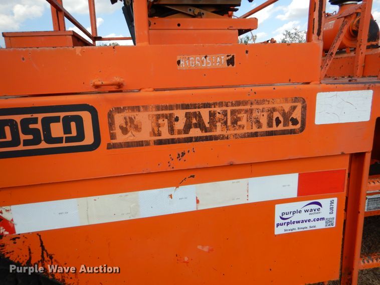 image for item DJ0795 1996 Rosco SPRHH  chip spreader