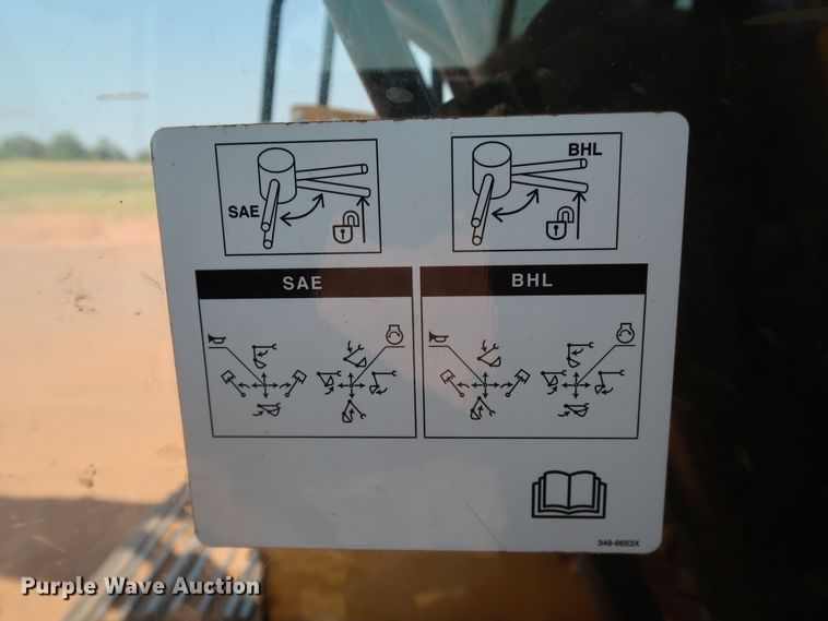 image for item DJ1946 2019 Caterpillar 325F L CR  excavator