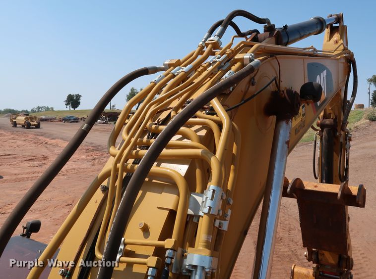 image for item DJ1946 2019 Caterpillar 325F L CR  excavator