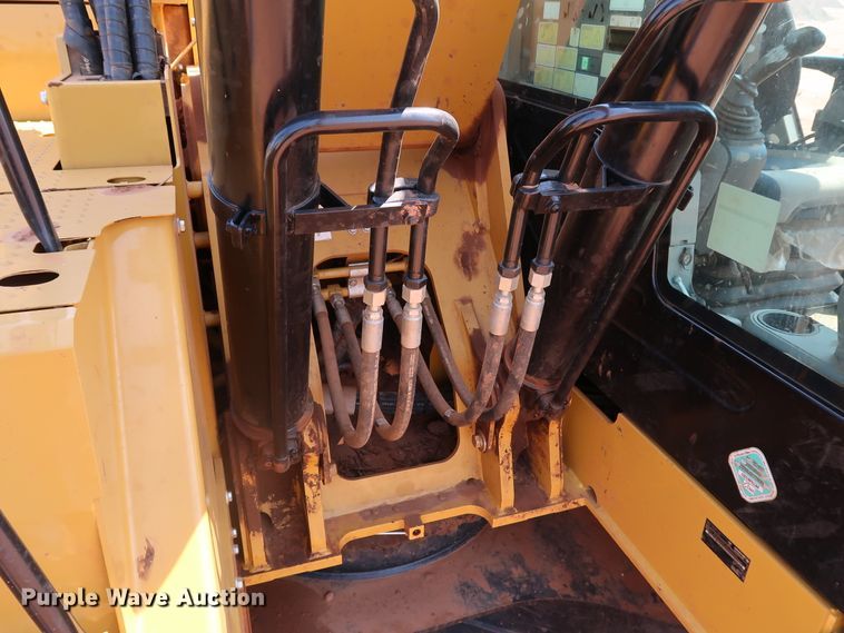 image for item DJ1946 2019 Caterpillar 325F L CR  excavator