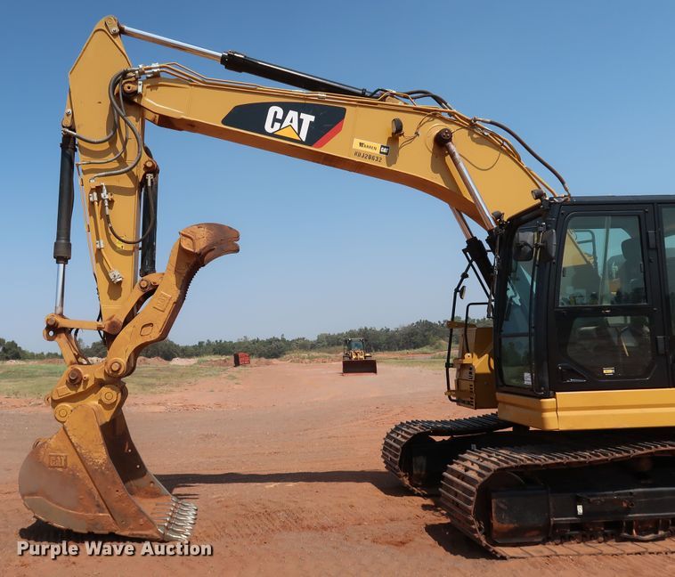 image for item DJ1946 2019 Caterpillar 325F L CR  excavator