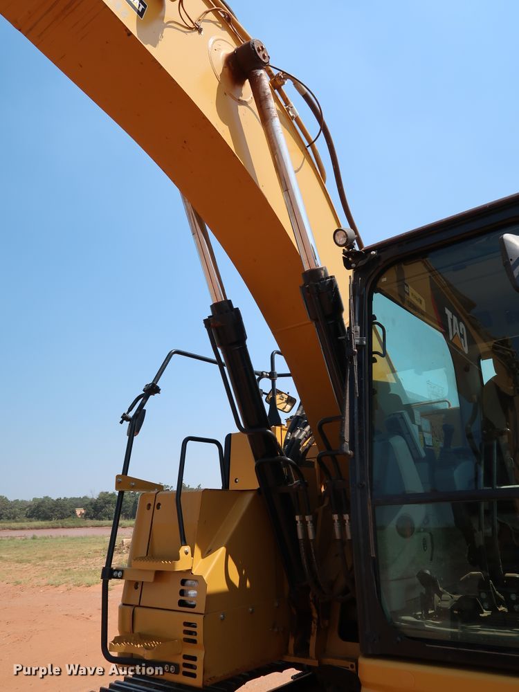 image for item DJ1946 2019 Caterpillar 325F L CR  excavator