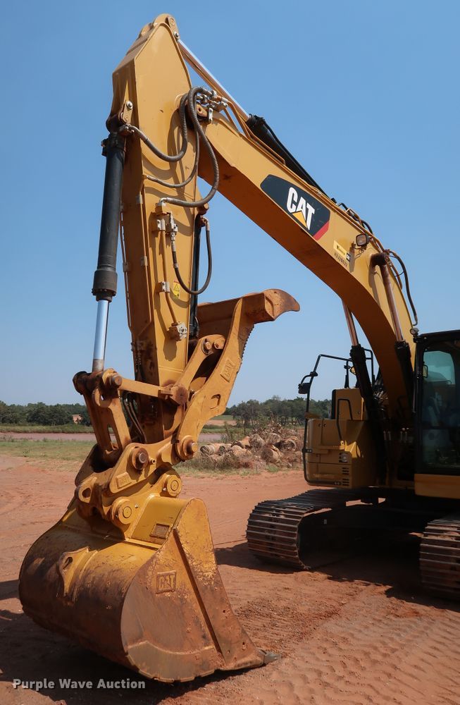 image for item DJ1946 2019 Caterpillar 325F L CR  excavator