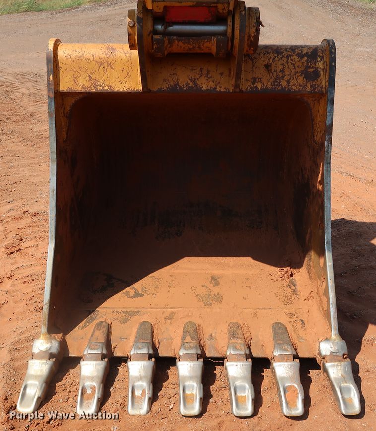 image for item DJ1946 2019 Caterpillar 325F L CR  excavator