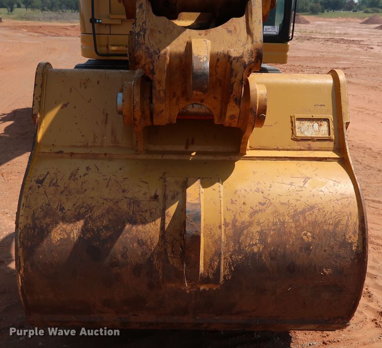 image for item DJ1946 2019 Caterpillar 325F L CR  excavator