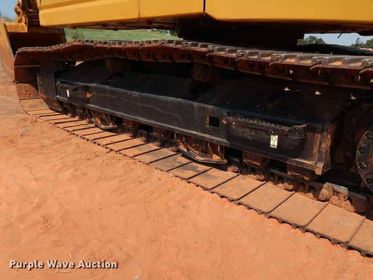 image for item DJ1946 2019 Caterpillar 325F L CR  excavator