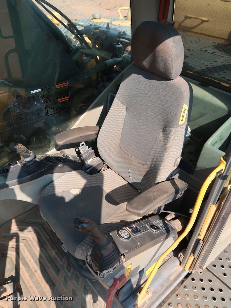 image for item DJ1947 2008 Volvo EC360C L  excavator